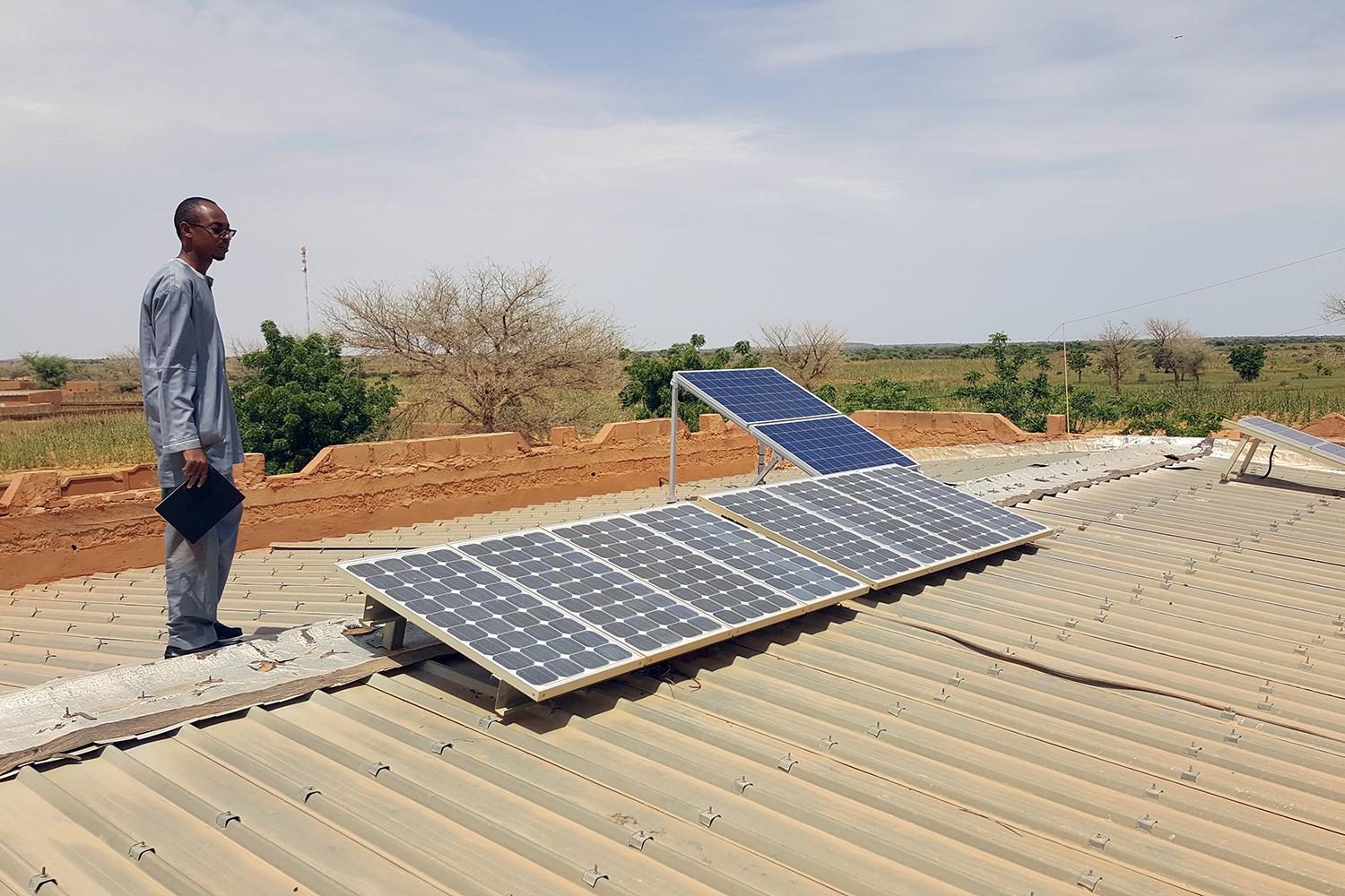 Clean energy for healthcare